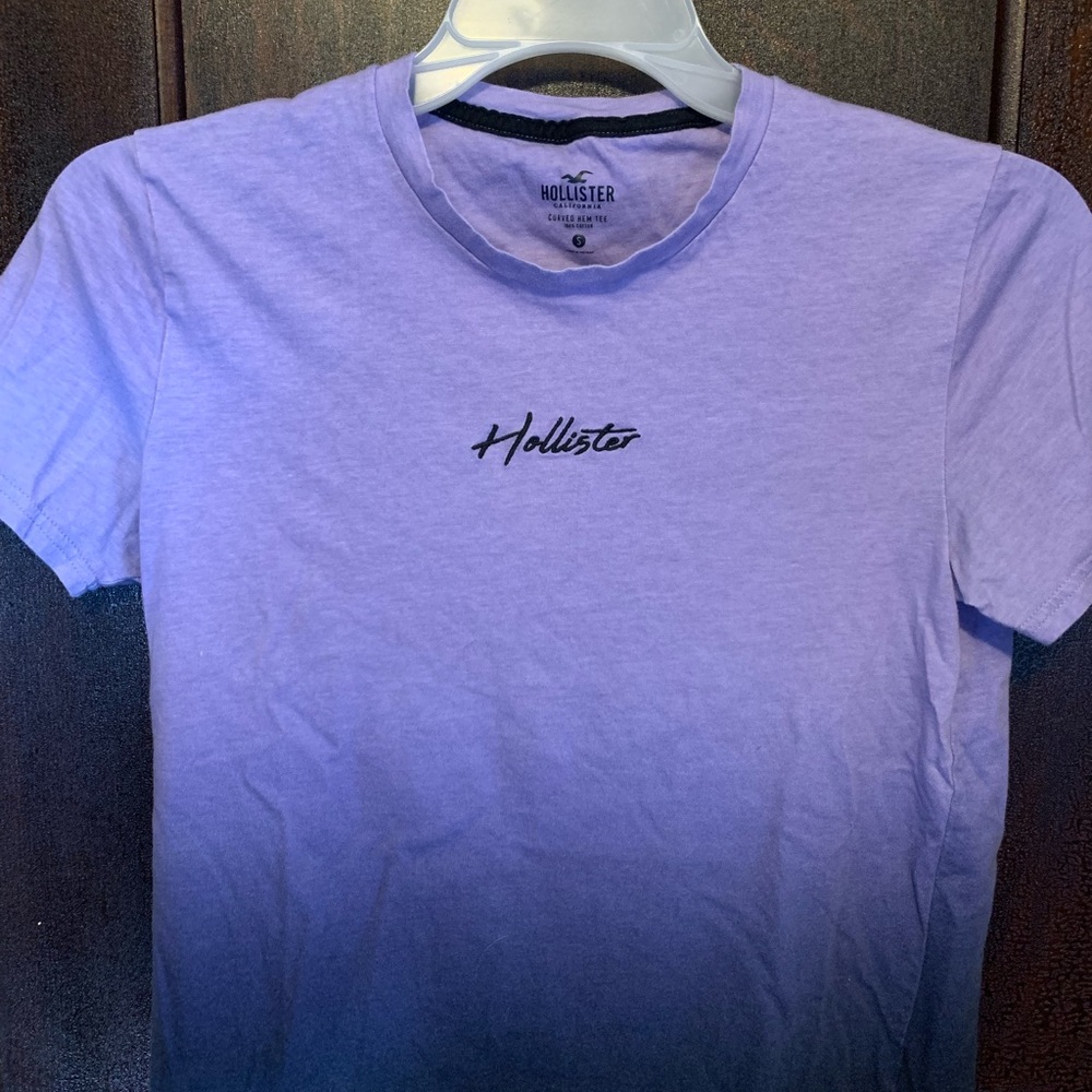 Hollister Tee- mens small